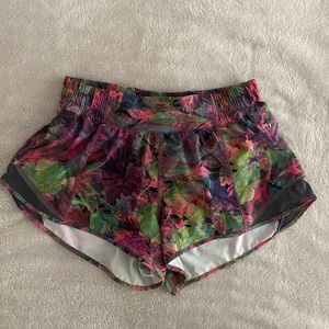 Hotty hot lululemon shorts